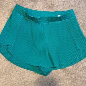 All in motion shorts